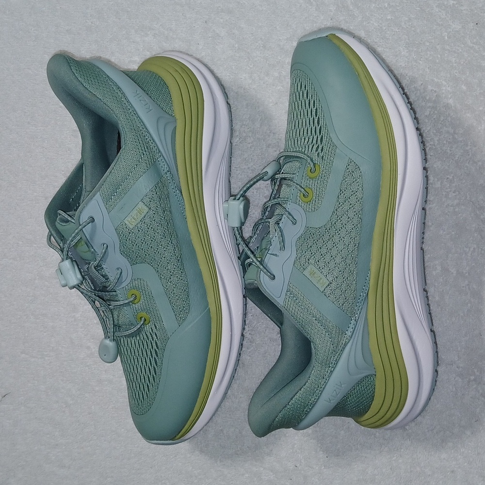 Kizik Women's Athletic Shoes in Teal and Lime